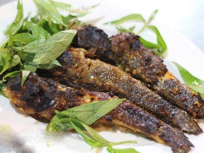 Về Cà Mau thưởng thức đặc sản “cá leo cây” kỳ lạ nhất hành tinh