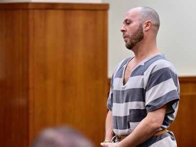 Nghi phạm Dustin Pedersen tại tòa ngày 3/1. Ảnh: Journal-News.