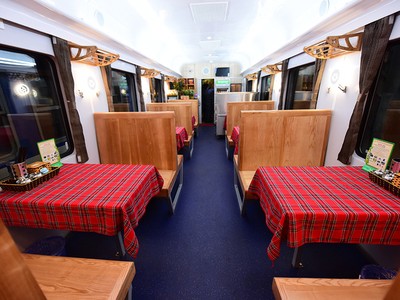 Những hình ảnh đoàn tàu 5 sao hành trình Bắc Nam