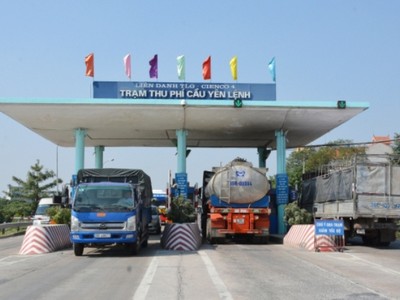 Trạm thu phí cầu Yên Lệnh trên Quốc lộ 38.