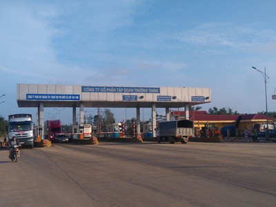 BOT Quảng Trị giảm 50% giá vé, nhiều xe vẫn né trạm