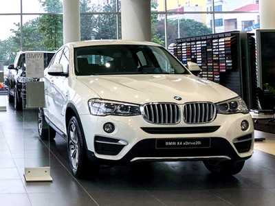 BMW X4 tại đại lý BMW Long Biên của Trường Hải.