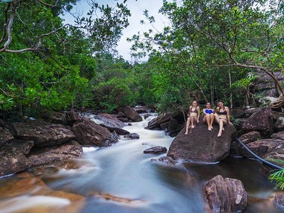 Ba con suối đẹp như tranh vẽ ở Phú Quốc