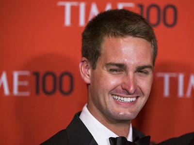 Ông chủ Snap - Evan Spiegel có thêm hơn 50 triệu USD nhờ bán trên 2,67 triệu cổ phiếu Snap. Ảnh: Business Times