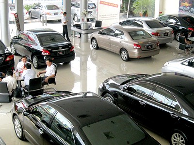 Xe nhập khẩu chưa thể sớm về Việt Nam là cơ hội cho xe lắp ráp trong nước.  