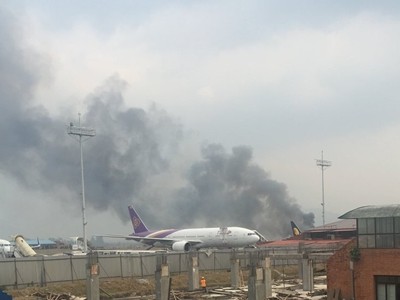 Phi cơ Bangladesh lao khỏi đường băng khi hạ cánh ở Nepal