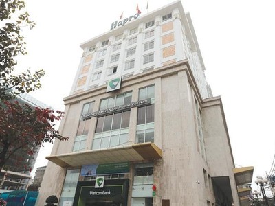 Tổ hợp Thương mại văn phòng 15 tầng với diện tích đất gần 3.000 m2 tại số 11B - Cát Linh tạo nên sức hấp dẫn khi Hapro IPO. Ảnh: Đức Thanh.