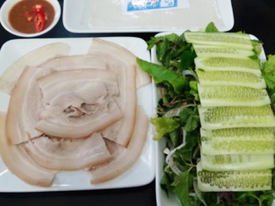 Ba món xứ Quảng làm say lòng người Sài Gòn