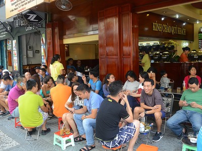 5 địa chỉ cho người thích uống cà phê vào sáng sớm ở Sài Gòn