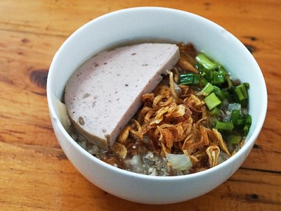 Bánh đúc Bà Già lót dạ buổi xế chiều ở Sài Gòn