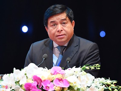 Bộ trưởng Bộ Kế hoạch và Đầu tư Nguyễn Chí Dũng phát biểu trong phiên khai mạc. Ảnh: Tiến Tuấn.