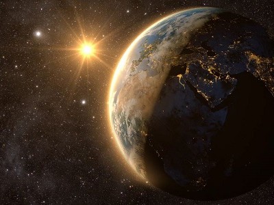 Bộ mặt Trái Đất sẽ thay đổi hoàn toàn nếu hành tinh quay theo chiều ngược lại. Ảnh minh họa: Live Science.