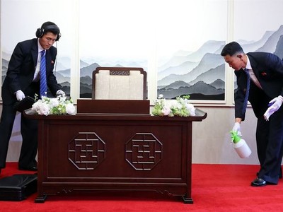 Hậu trường cuộc gặp Kim - Moon