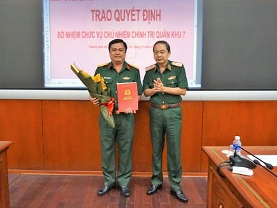 Triển khai quyết định nhân sự của Bộ trưởng Quốc phòng