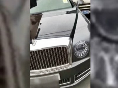 Đâm trúng xe Bentley, tài xế công nhân chỉ phải bồi thường 2.800 USD