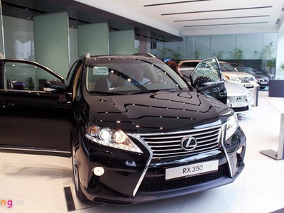 Trong tháng 4, chỉ có 1 chiếc xe của Lexus được bán ra.
