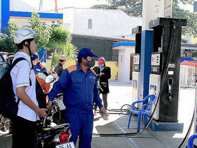 Tổng số thuế bảo vệ môi trường dự kiến thu sẽ vào khoảng 57.612 tỷ đồng/năm, tăng khoảng 15.189 tỷ đồng/năm nếu thuế môi trường với xăng dầu tăng kịch khung