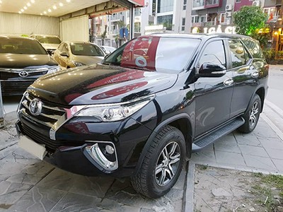 Toyota Fortuner 2017 một cầu được rao bán khoảng 1,2 tỷ đồng. Ảnh: Bá Xuân.