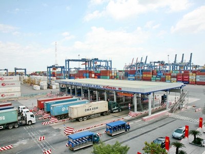 Tân Cảng Cát Lái gặp khó vì hơn 7.000 container nhựa, giấy phế liệu tồn đọng