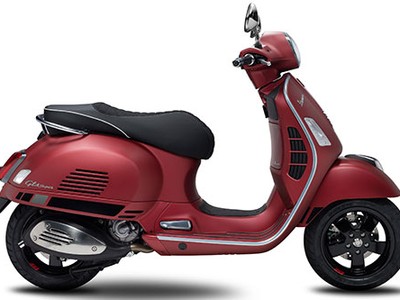 Vespa GTS Super 2018.