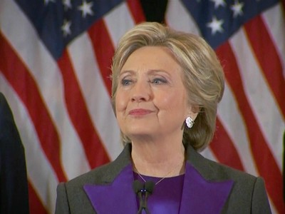 Bà Hillary Clinton cho biết có thể bỏ làm chính trị để sang quản lý mạng xã hội Facebook.