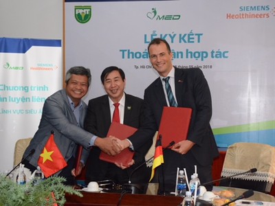 Hình ảnh của buổi lễ.