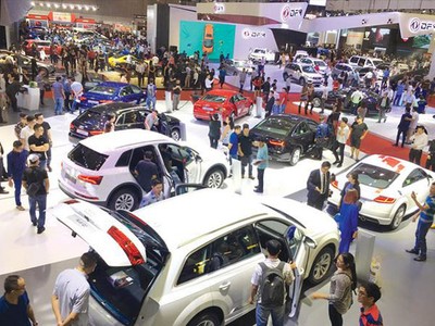Giá nhích lên, dân khó có thể mua ô tô giá rẻ
