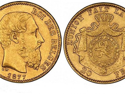 Những đồng tiền vàng mà nhóm công nhân tìm thấy trong căn nhà hoang có in chân dung vua Leopold II. (Nguồn: FN).