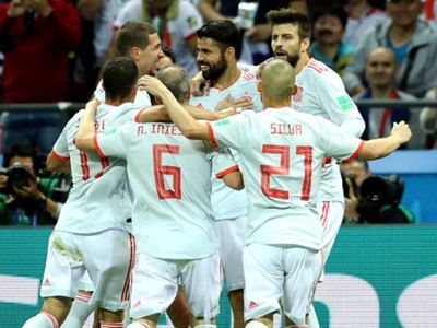 Iran 0-1 Tây Ban Nha: Tưởng dễ mà khó