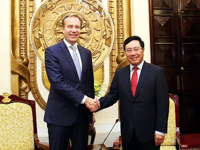 Phó Thủ tướng Phạm Bình Minh tiếp Chủ tịch WEF Borge Brende - Ảnh: VGP/Hải Minh.