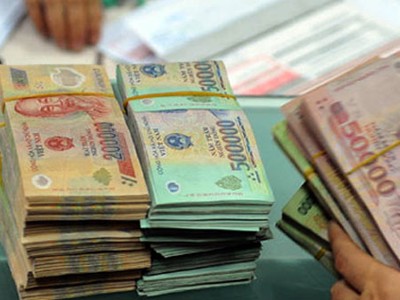 Lương cơ sở từ 1/7 sẽ tăng thêm 90.000 đồng.Ảnh: PV