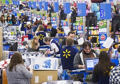 Walmart hiện là chuỗi bán lẻ lớn nhất nước Mỹ, có mặt tại nhiều quốc gia trên thế giới, đón 200 triệu lượt khách mua sắm mỗi tuần. Ảnh: Fortune.