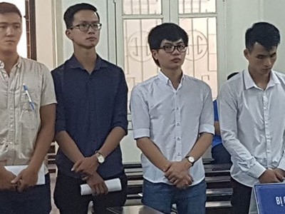 Các bị cáo tại tòa