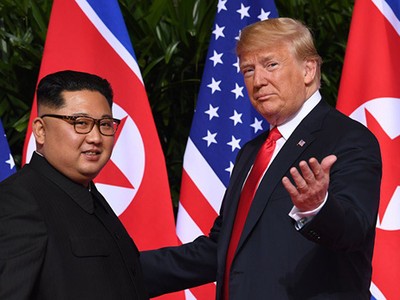 Tổng thống Mỹ Donald Trump và nhà lãnh đạo Triều Tiên Kim Jong-un (Ảnh: Reuters).