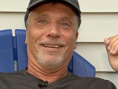 Ông Robert Lundstedt chỉ đánh duy nhất một dãy số trong 26 năm qua và vừa trúng hơn 20 tỷ đồng. (Nguồn: NYP).