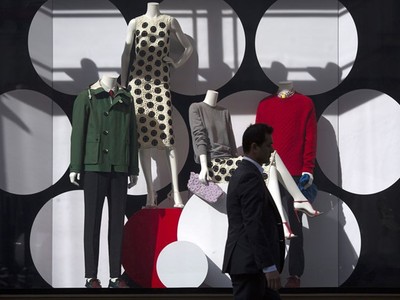 Hãng thời trang cao cấp ở London tiêu hủy 28,6 triệu GBP (khoảng 38 triệu USD) quần áo vào năm 2018, theo báo cáo thường niên mới nhất của Burberry.