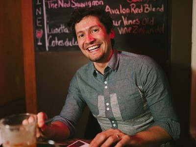 Từ niềm đam mê với bia, Alcalde đã thành lập startup Kegs & Code.