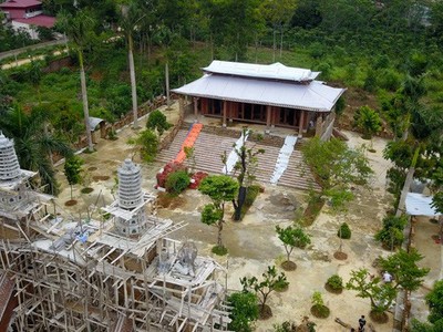 "Cung điện công chúa" sai phép ở Ba Vì trước ngày cưỡng chế.