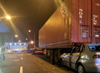 Những hiểm họa khôn lường khi lái xe ban đêm tại Việt Nam