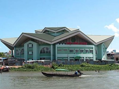 Ảnh minh họa: Chợ Long Xuyên, An Giang.