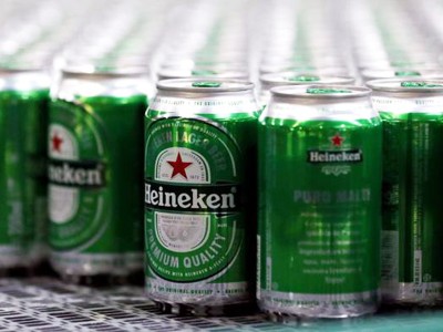 Heineken hiện chỉ chiếm 0,5% thị phần bia tại Trung Quốc. Ảnh: Reuters.