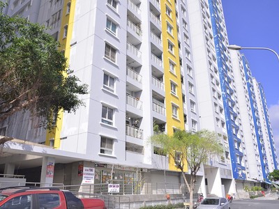 Chung cư Carina Plaza sau vụ cháy.