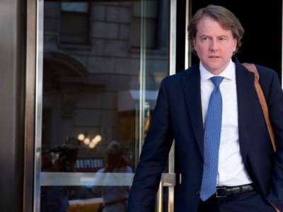 Cố vấn Nhà Trắng Don McGahn. Ảnh: AP.