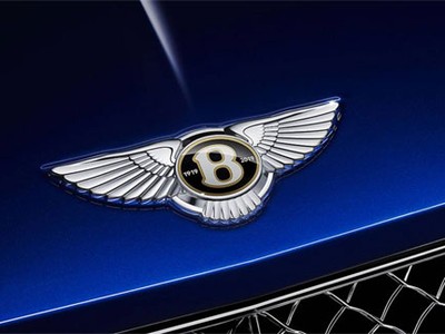 Logo của xe Bentley sản xuất trong 2019 có cặp số "1919-2019".