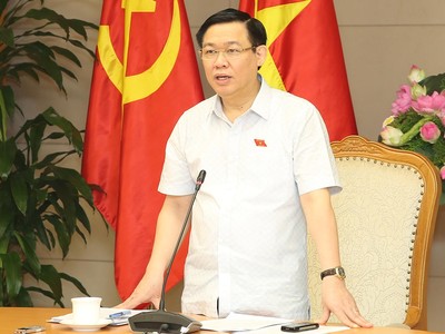 Phó Thủ tướng Vương Đình Huệ phát biểu tại buổi làm việc. Ảnh: VGP/Thành Chung