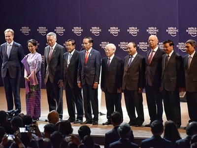 Lãnh đạo cấp cao các nước tham dự phiên khai mạc toàn thể WEF ASEAN (ảnh: Giang Huy/VnExpress)