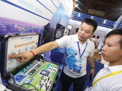 Đầu tư cho nghiên cứu phát triển ứng dụng Internet vạn vật (IoT) và trí tuệ nhân tạo (AI) đang được nhiều doanh nghiệp quan tâm.