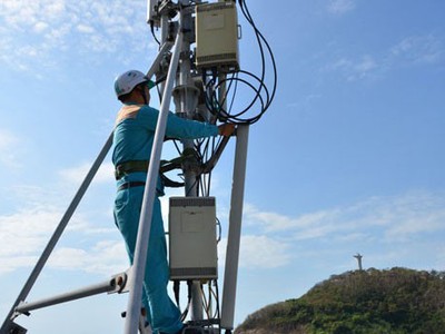 Quyền Bộ trưởng Nguyễn Mạnh Hùng yêu cầu sớm triển khai thử nghiệm 5G