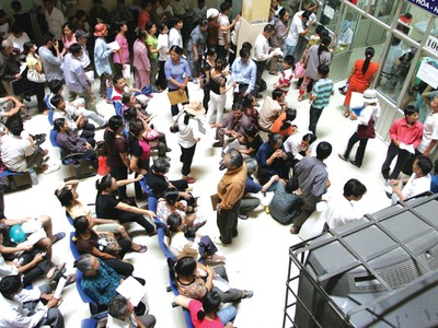 Các cơ sở khám chữa bệnh BHYT cần chuyển thông tin kịp thời lên Cổng giám định BHYT.