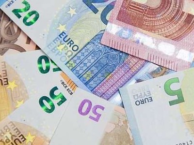 Ông Gilberto Baschiera đã ăn cắp 1 triệu Euro trong suốt 7 năm trời của những khách hàng giàu có rồi cho những người nghèo vay. (Nguồn: Daily Mail).